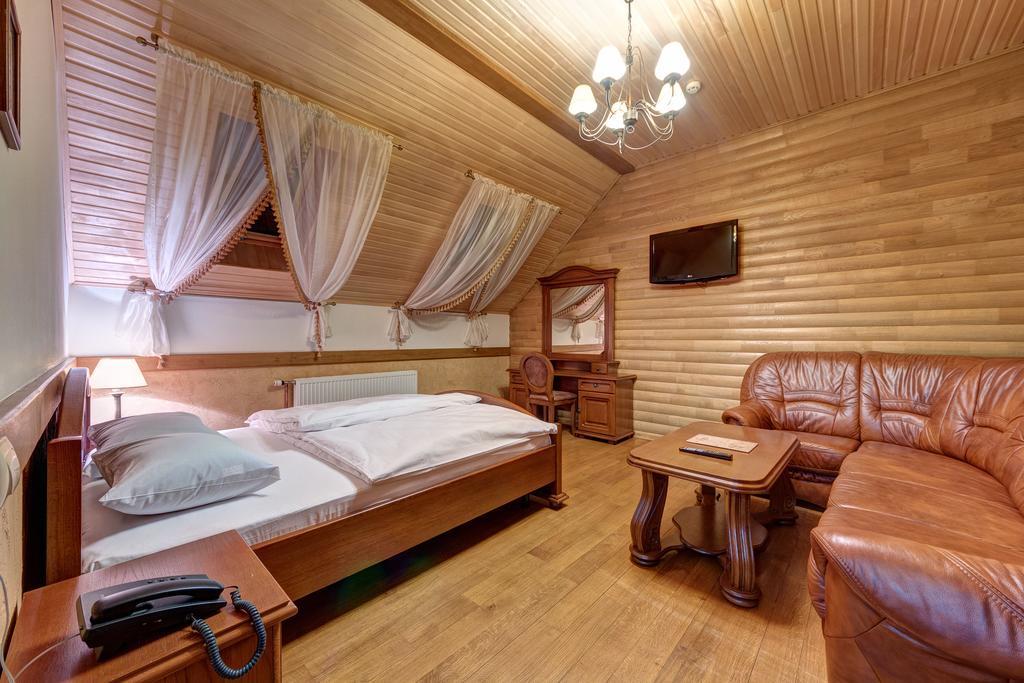 Hotel Perlyna Karpat Bukowel Exterior foto